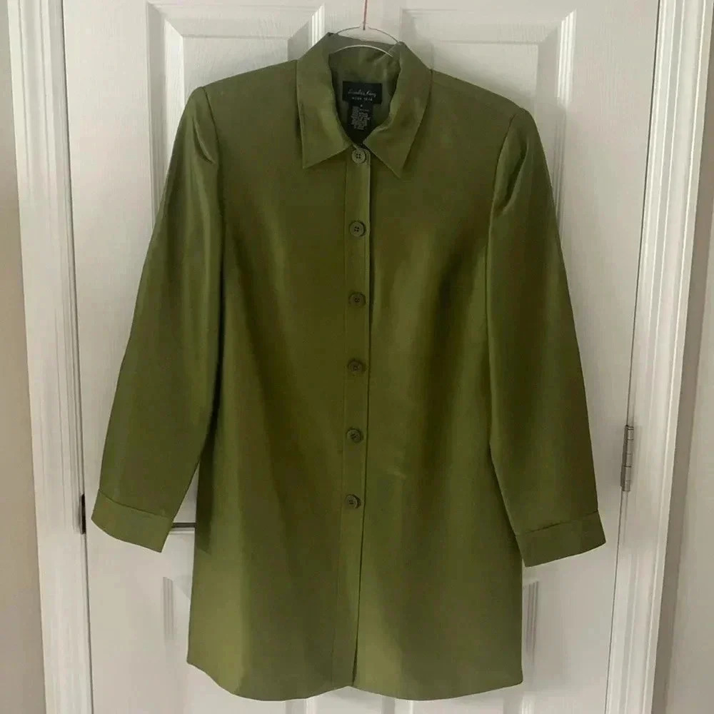Sandra King Silk long shirt jacket- shacket size 8 - medium